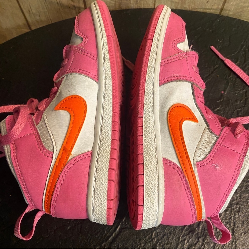 COPY - Air Jordan pinksicles size 10